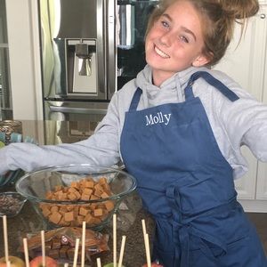 Meet your Posher, Molly